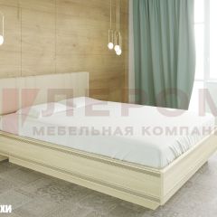 Кровать КР-1013 с мягким изголовьем в Снежинске - snezhinsk.mebel24.online | фото 1